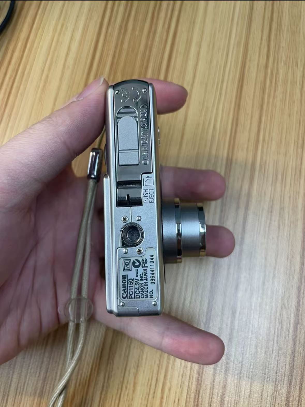 🔥 Vintage Canon IXUS Retro CCD Cameras – Models 50/120/175/50/300/950 | Limited Sale!