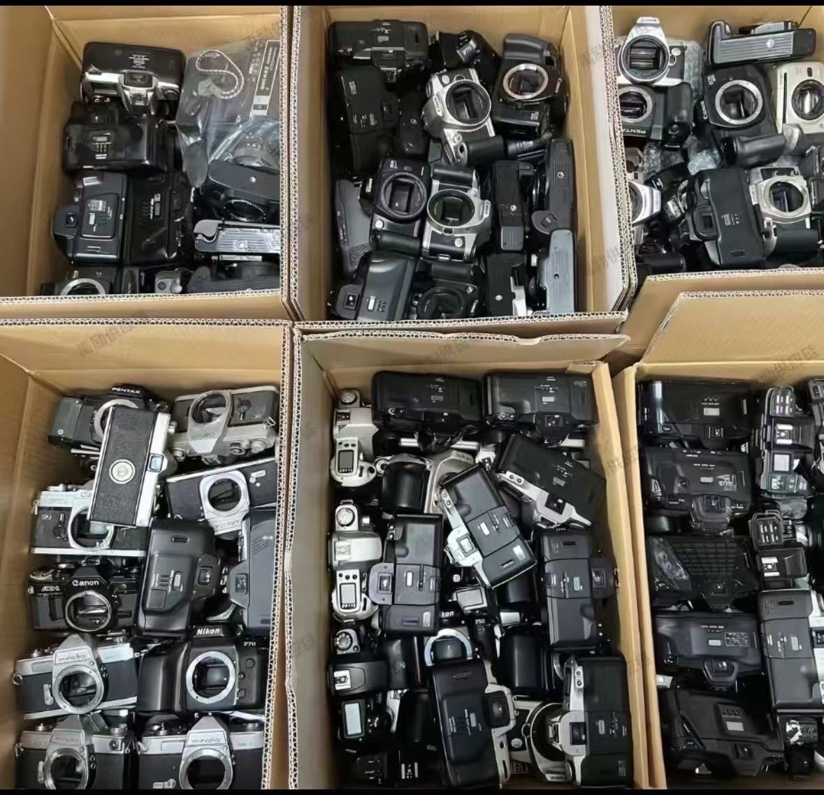 🔥 Vintage Canon IXUS Retro CCD Cameras – Models 50/120/175/50/300/950 | Limited Sale!